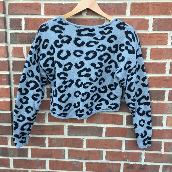 Kensie Cropped Knit Sweater Gray Black Leopard Animal Print Medium - Picture 2 of 8